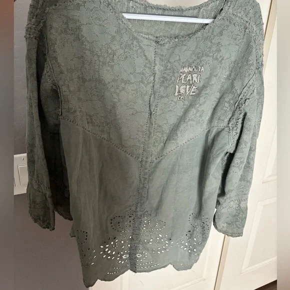 Magnolia Pearl Crochet Jodi Blouse - Picture 3 of 4
